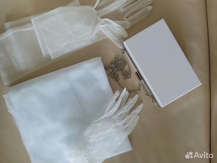 Фата и клатч