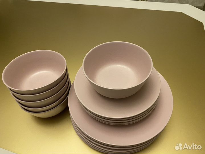 Набор столовой посуды на 6 персон