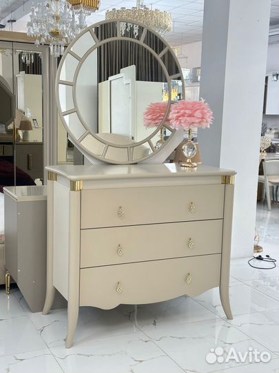 Спальный гарнитур Мишель 6 дв