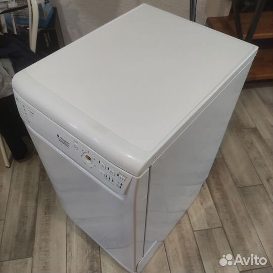 Посудомоечная машина hotpoint Ariston LSF 7237