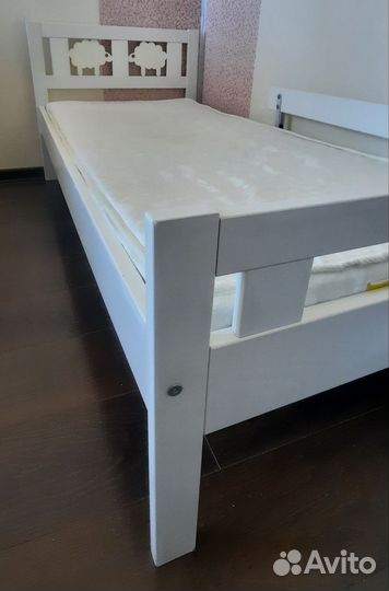 Детская кровать IKEA с матрасом