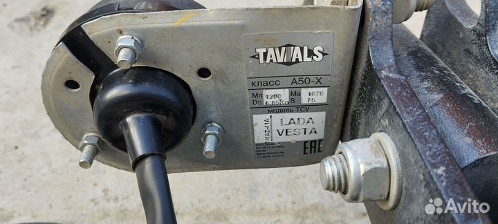 Фаркоп на Веста седан/универсал