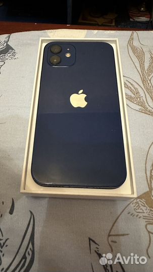 iPhone 12, 64 ГБ