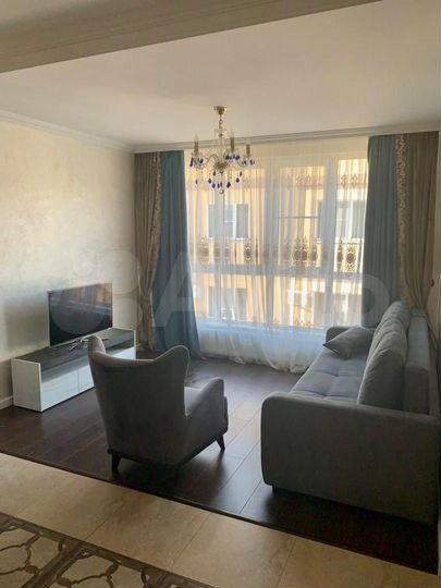 2-к. квартира, 93 м², 5/6 эт.