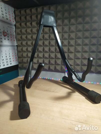 Стойка подставка для гитары Rockdale