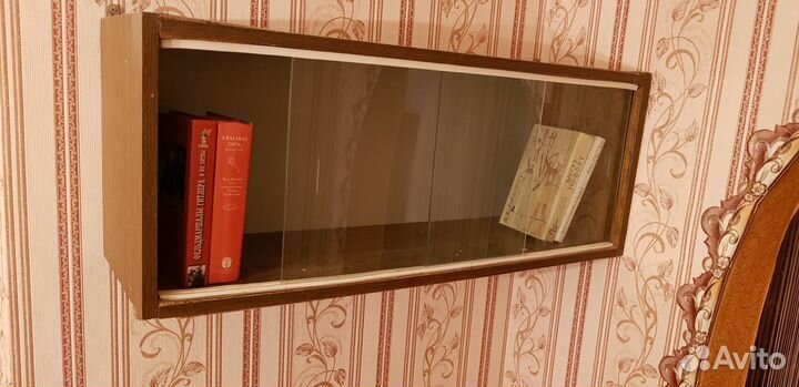 Полка книжная