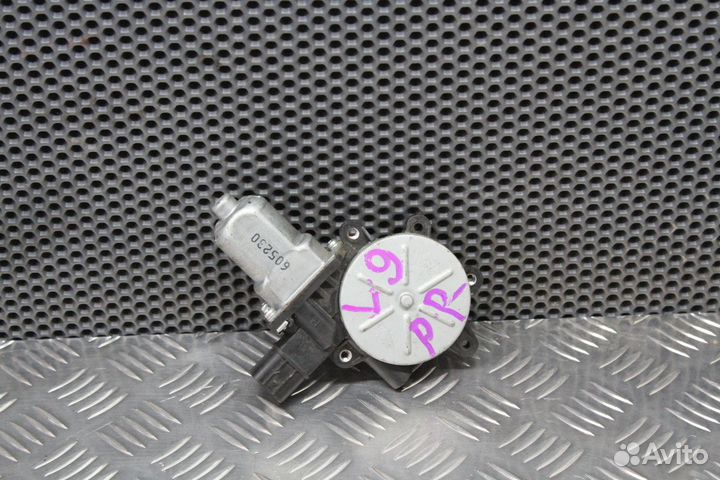 Моторчик стеклоодъемника Mitsubishi Lancer 9