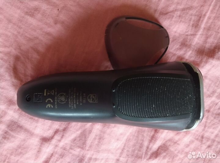 Электробритва Philips Pt735