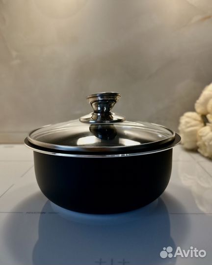 Набор кастрюль