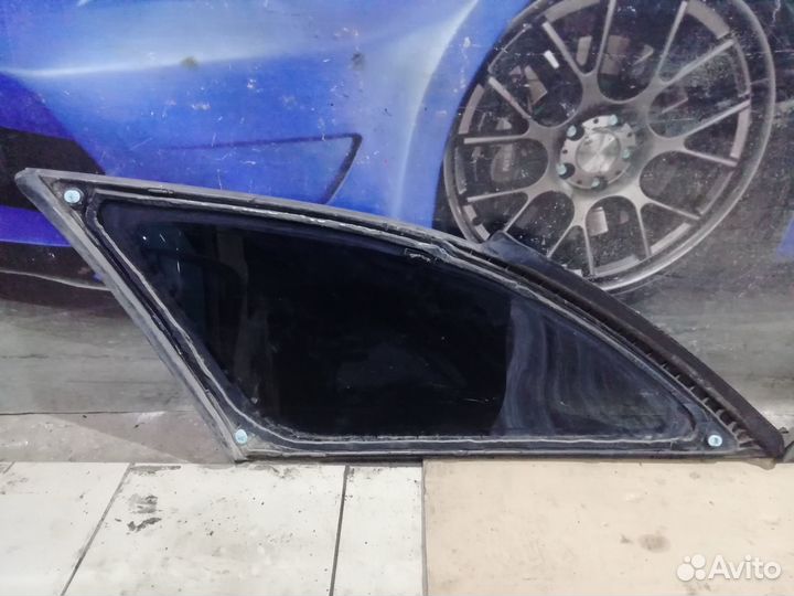 Стекло кузовное заднее Nissan Primera P12