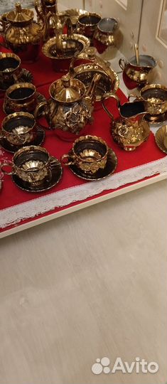 Сервиз Чайный красный бархат золотая роза