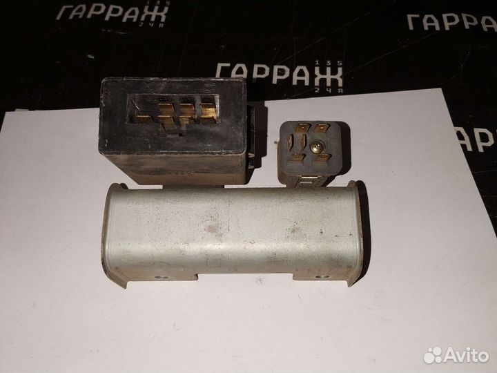 Реле дворника перед и зад Opel Frontera A