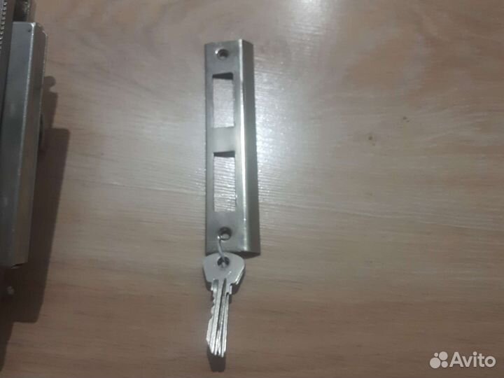 Замки дверные врезные