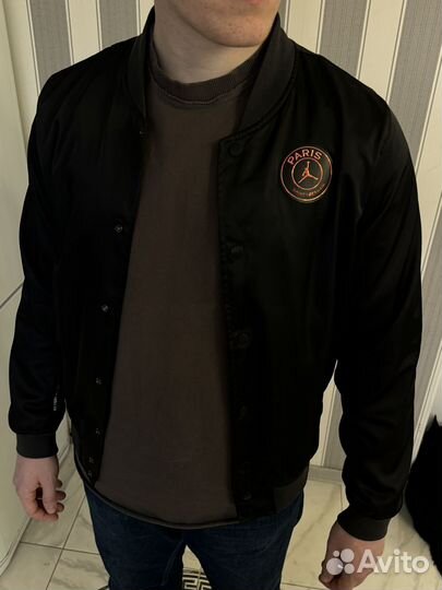 Бомбер Nike Air Jordan размер L