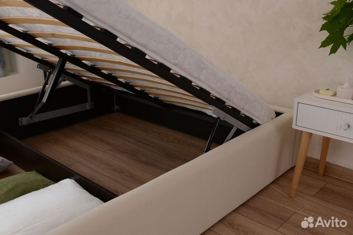 Кровать 160х200 с подъемным механизмом и матрасом