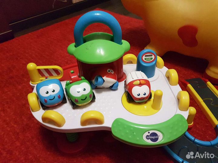 Игрушечная парковка