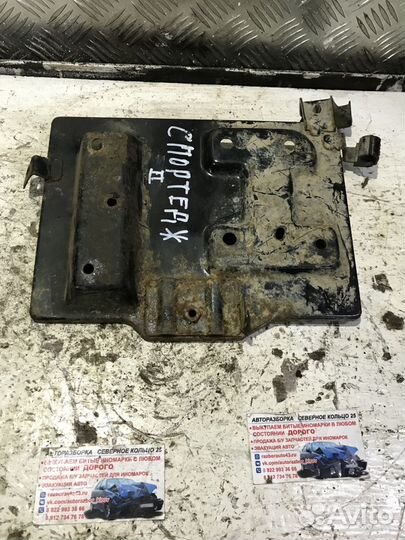 Крепление аккумулятора Киа Спортейдж 2 Sportage 2