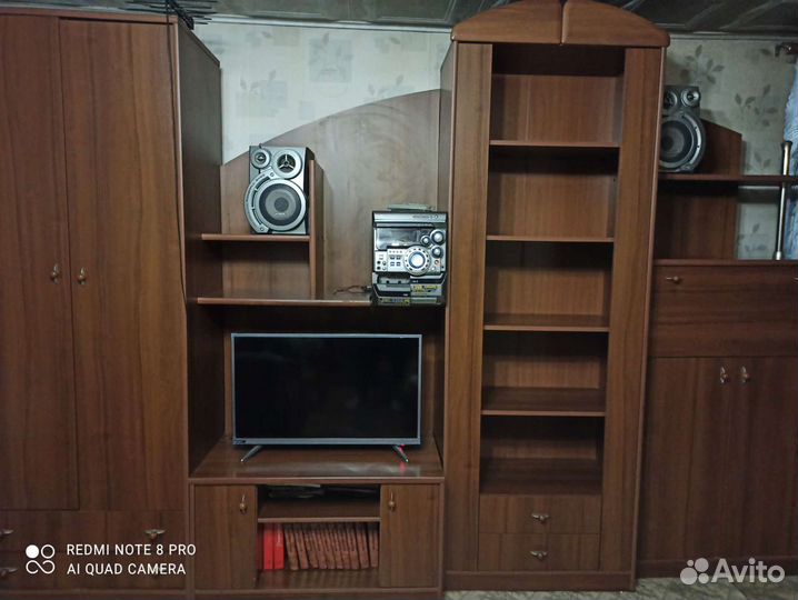 Стенка в гостиную бу