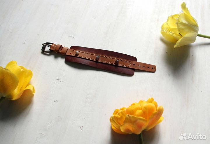 Браслет из кожи с бразильским агатом