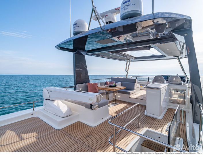 Моторная яхты Beneteau Gran Trawler 62