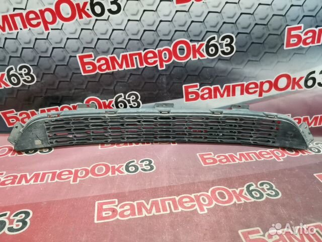 Решетка бампера передний Kia Sorento