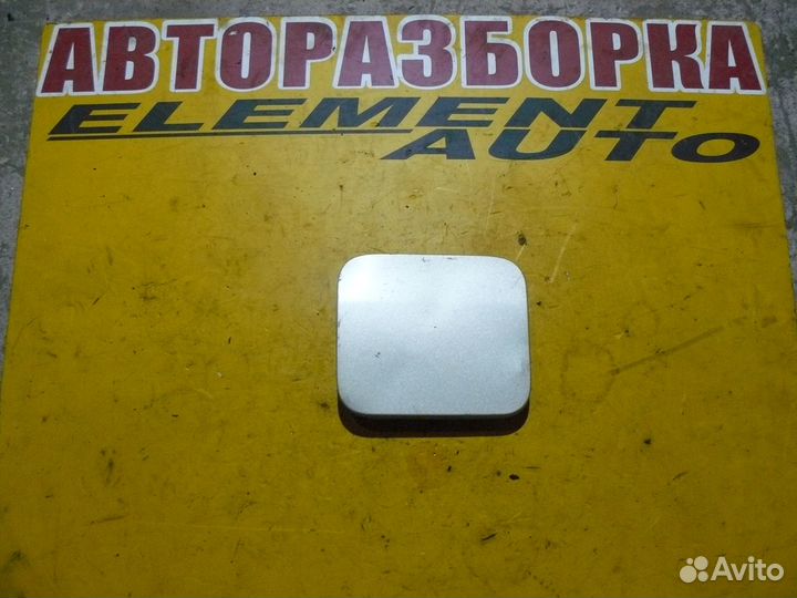 Лючок бензобака для Nissan Tiida C11