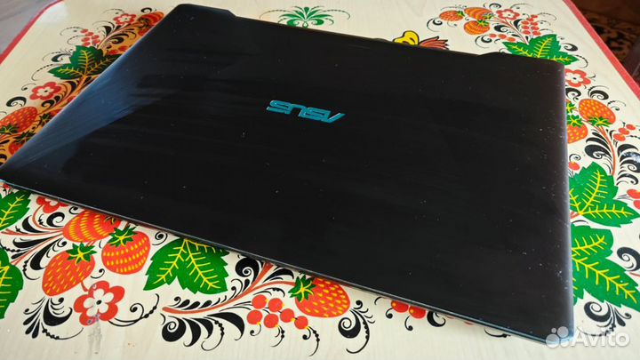 Ноутбук asus M570DD