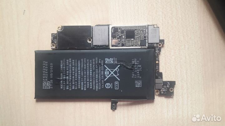 Материнская плата iPhone 7