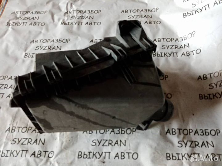 Корпус воздушного фильтра Audi A3 1.8