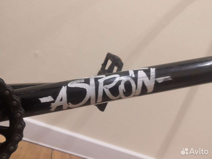 Bmx radio astron
