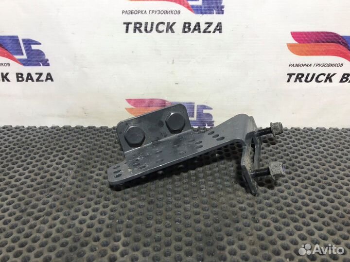 Кронштейн электромагнитного клапана