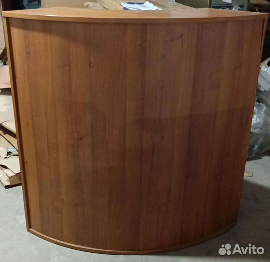 Стол ресепшен