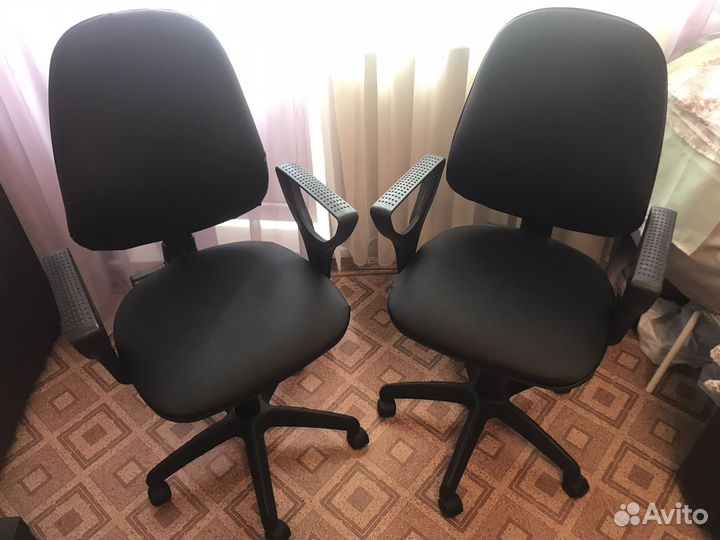 Компьютерное кресло / компютерный стул