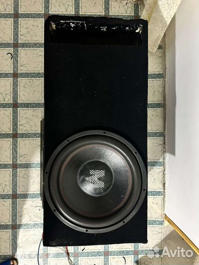 Сабвуфер с усилителем