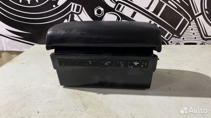 Оригинальная аптечка с кейсом BMW 7 E38 iL