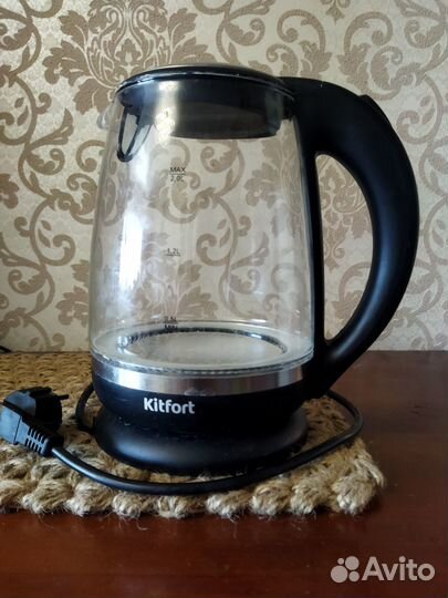 Электрочайник неисправный Kitfort KT-655