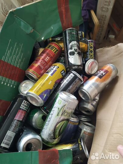 Коллекция банок из под энергетиков