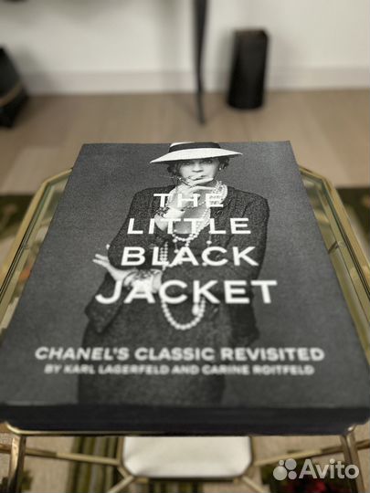 Chanel книга The Little Black jacket