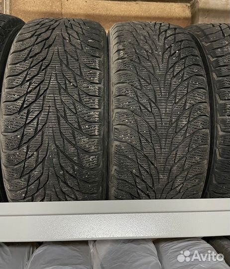 Nokian Tyres Hakkapeliitta R2 235/55 R17 103