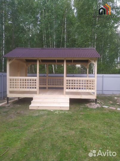Беседка с мангальной зоной