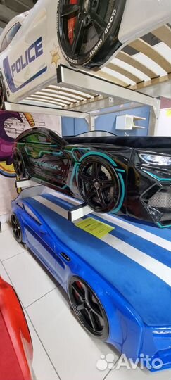 Кровать машина