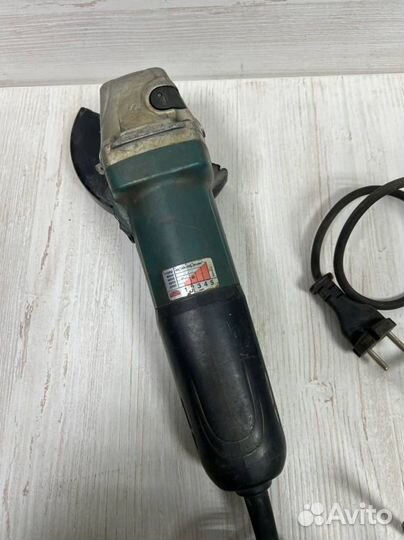 Угловая шлифмашинка (болгарка) Makita GA5040C
