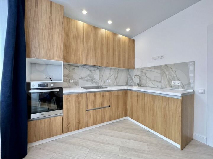 2-к. квартира, 55 м², 5/10 эт.