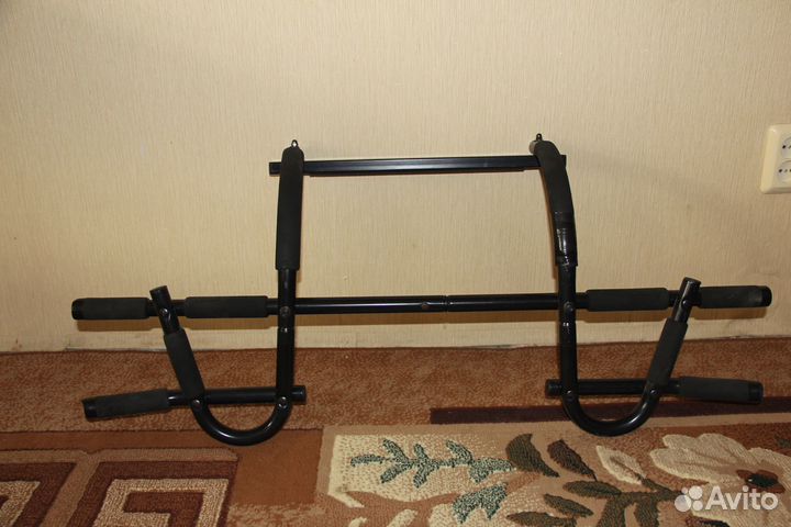 Турник тренажер torneo на дверной проем