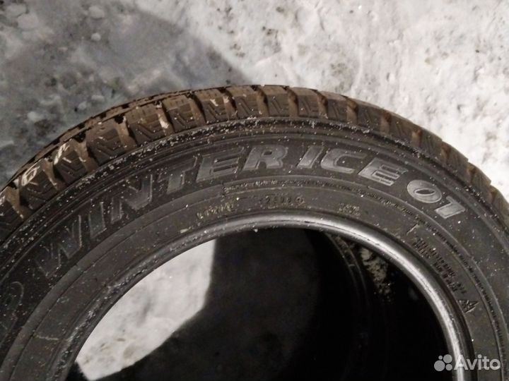 Dunlop SP Winter Ice 01 195/65 R15