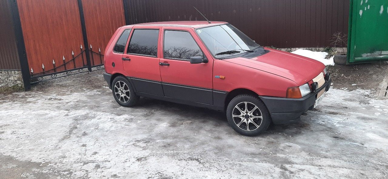 FIAT Uno