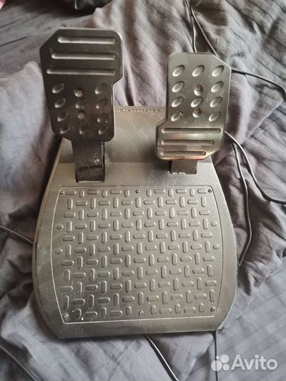 Руль Thrustmaster T150 Force Feedback