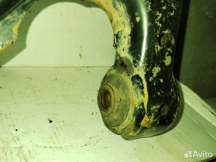 Передние рычаги octavia tour golf 4 bora leon