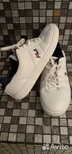 Кроссовки Fila р.44