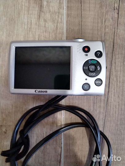 Компактный фотоаппарат canon